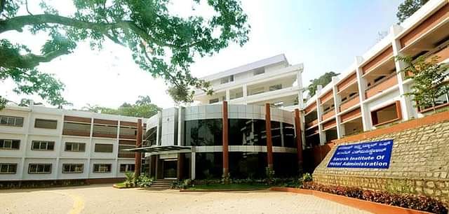 Sarosh_Institute_of_Hotel_Administration